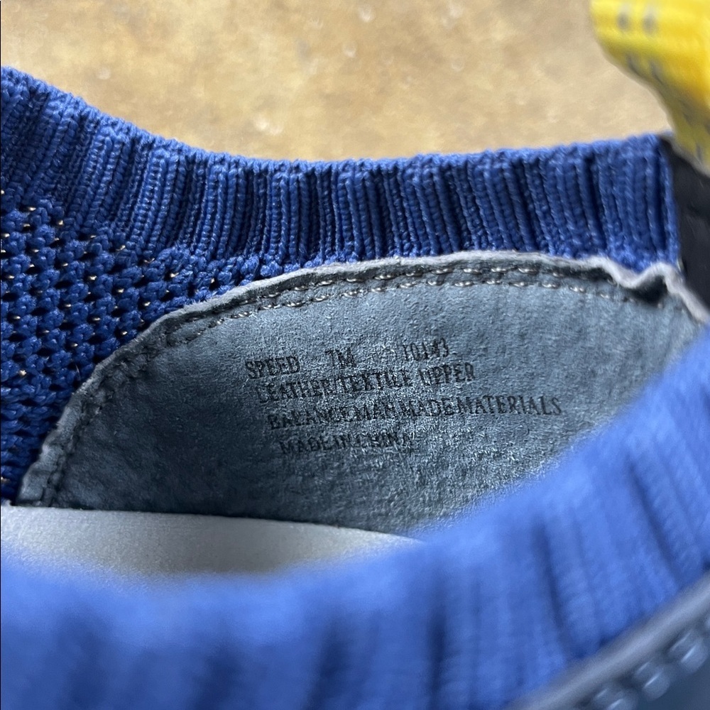 OTBT Speed shoe in Blue, Yellow and white
Size: 7 - Picture 6 of 9